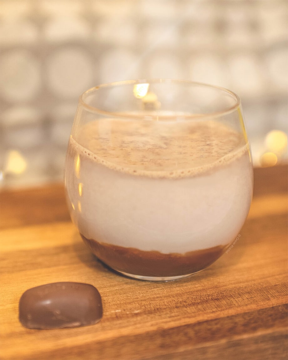 Salted Caramel Hot Chocolate Recipe - Salted Caramel Hot Chocolate