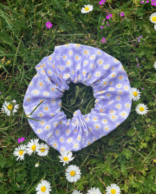 Lilac Ditsy Daisy Scrunchie - Purple Floral Summer Cotton Scrunchies - Purple Daisy Scrunchie